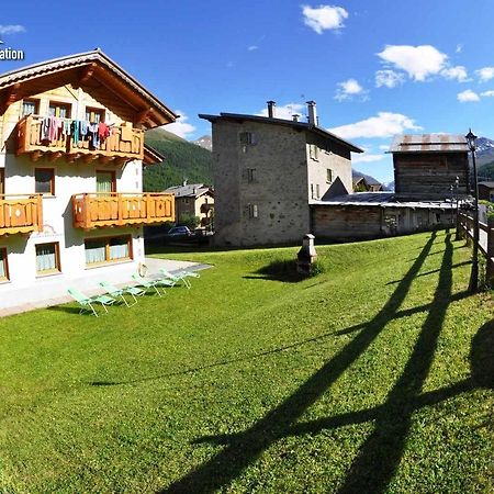 Alpen Royal By Livigno Accomodation Экстерьер фото