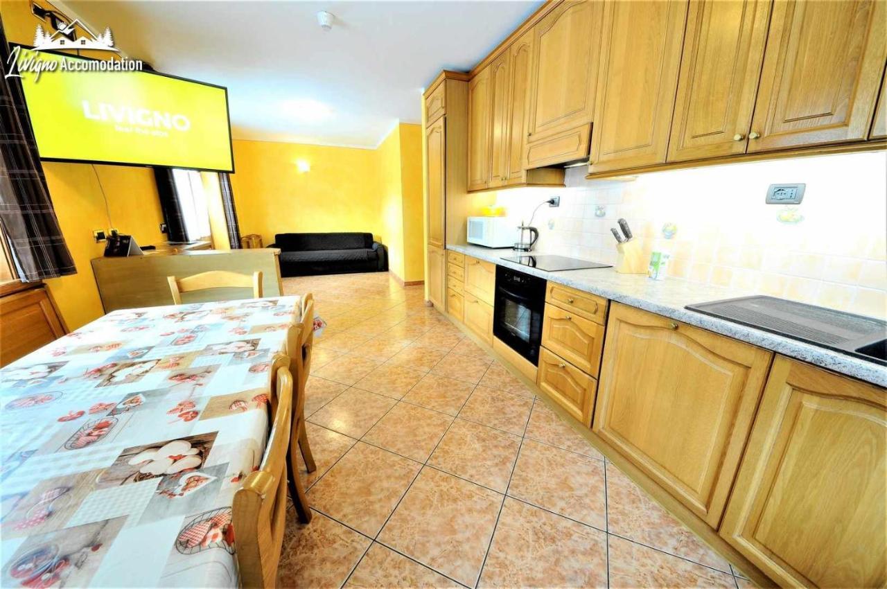 Alpen Royal By Livigno Accomodation Экстерьер фото